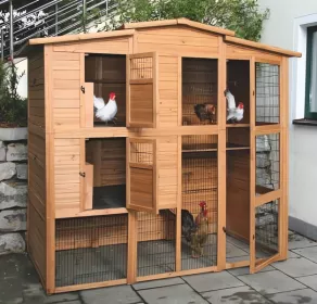 Kurník - Velký dřevěný domek pro slepice a domácí ptactvo